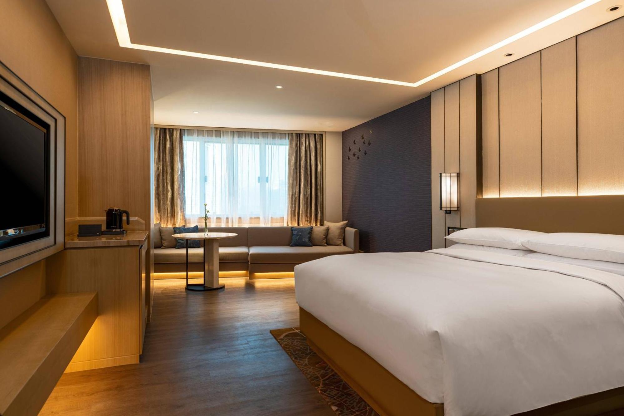 Renaissance Shenzhen Luohu Hotel Bagian luar foto