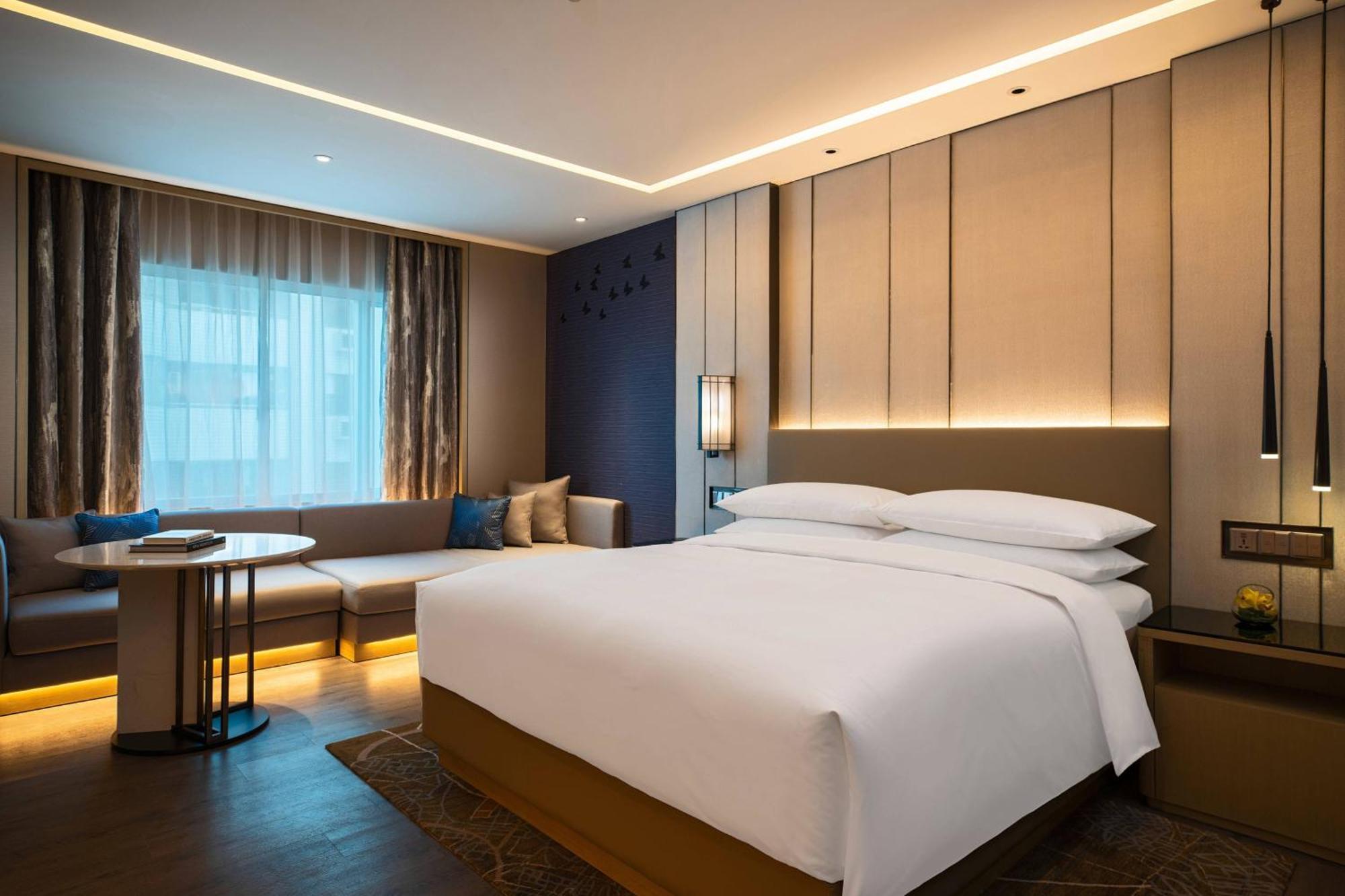 Renaissance Shenzhen Luohu Hotel Bagian luar foto