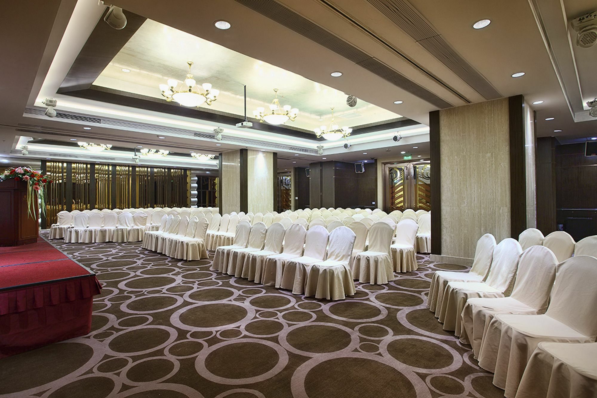 Renaissance Shenzhen Luohu Hotel Bagian luar foto